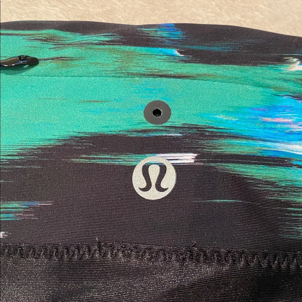 Lululemon Water: Sun & Swim women’s swim shorts Pigment Wind Dragonfly Sz S - Picture 4 of 8